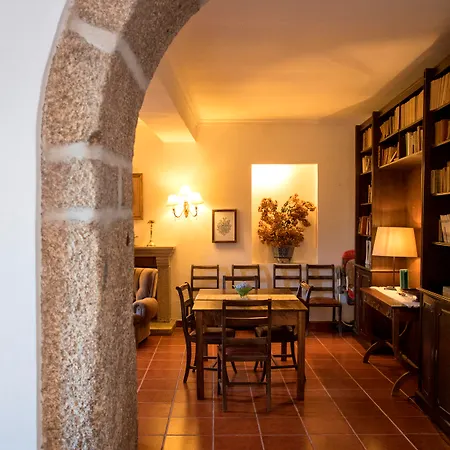 Casa Dos Assentos Quintiães