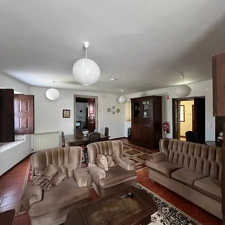Casa Dos Assentos Hotel Quintiães