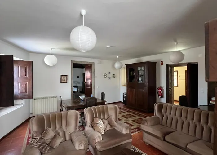 Casa Dos Assentos Hotel Quintiães